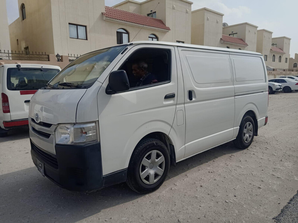 فان ٢٠٢٢ لإيجار - 3