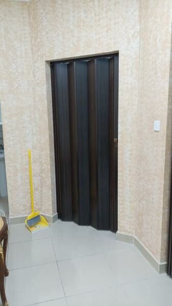 Sliding door - 7