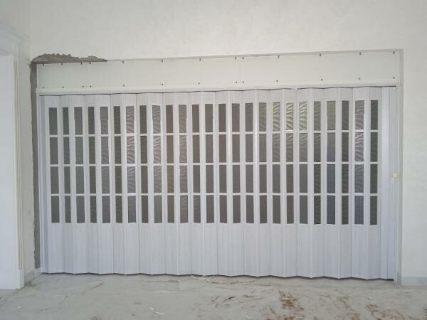 Sliding door - 8