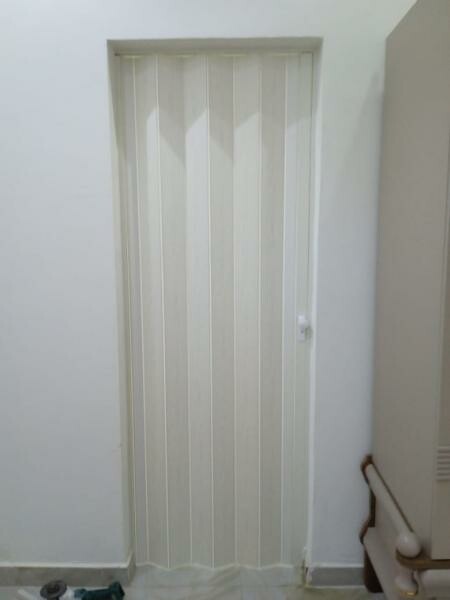 Sliding door - 4