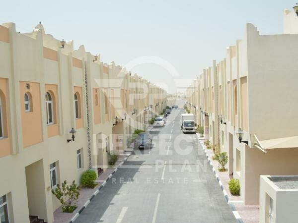 5-Bedroom Semi-Furnished Villa for - 1