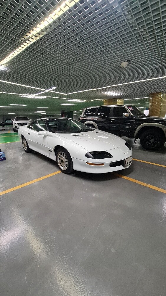 camaro z28 - 1