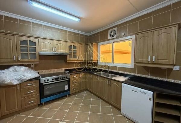 Semi Furnished Four Bedroom Villa - 1