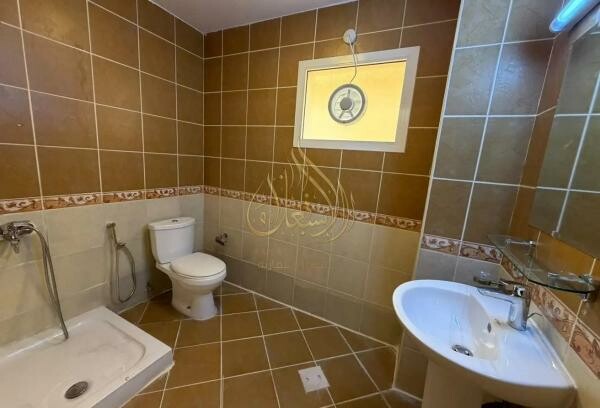 Semi Furnished Four Bedroom Villa - 5