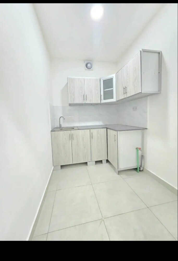 لأعمال الطلاء، اتصل على: 33001657 - 6