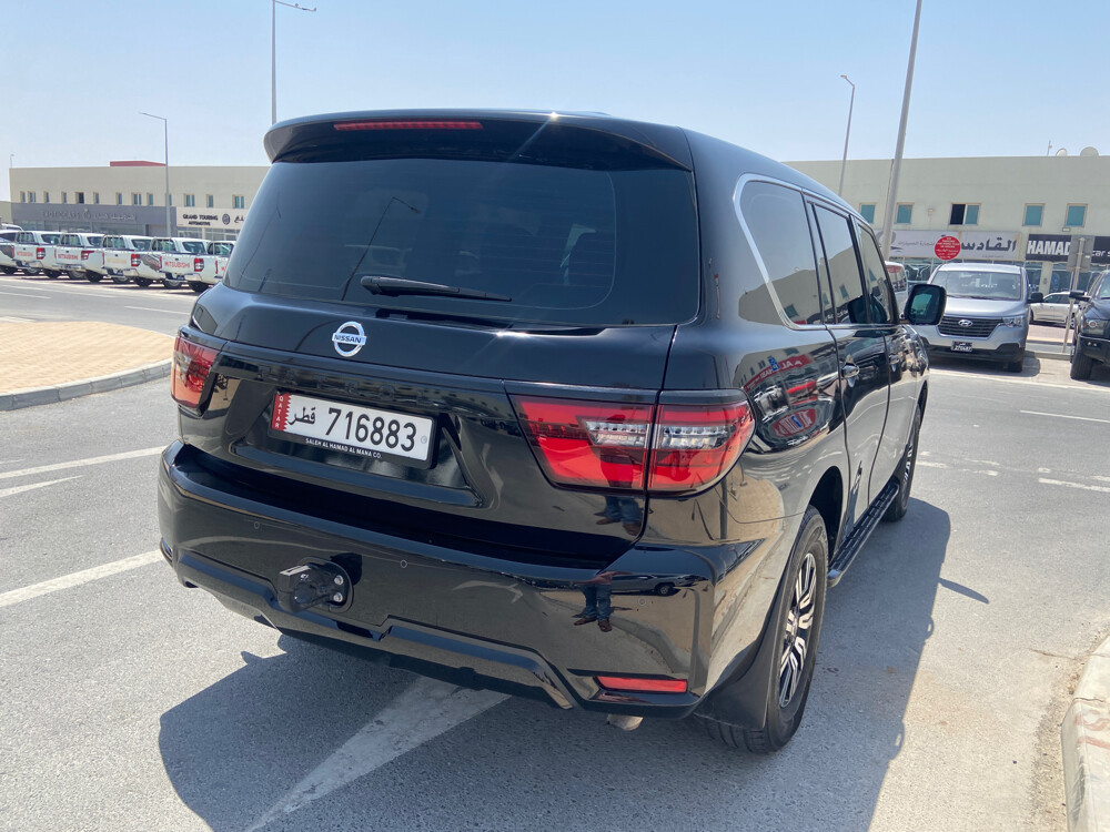Nissan XE 2020 black  - 2