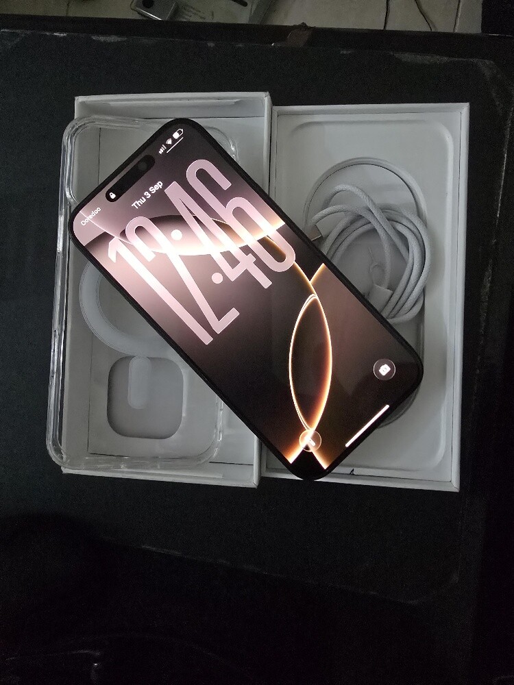 16 pro max 100% battery - 1
