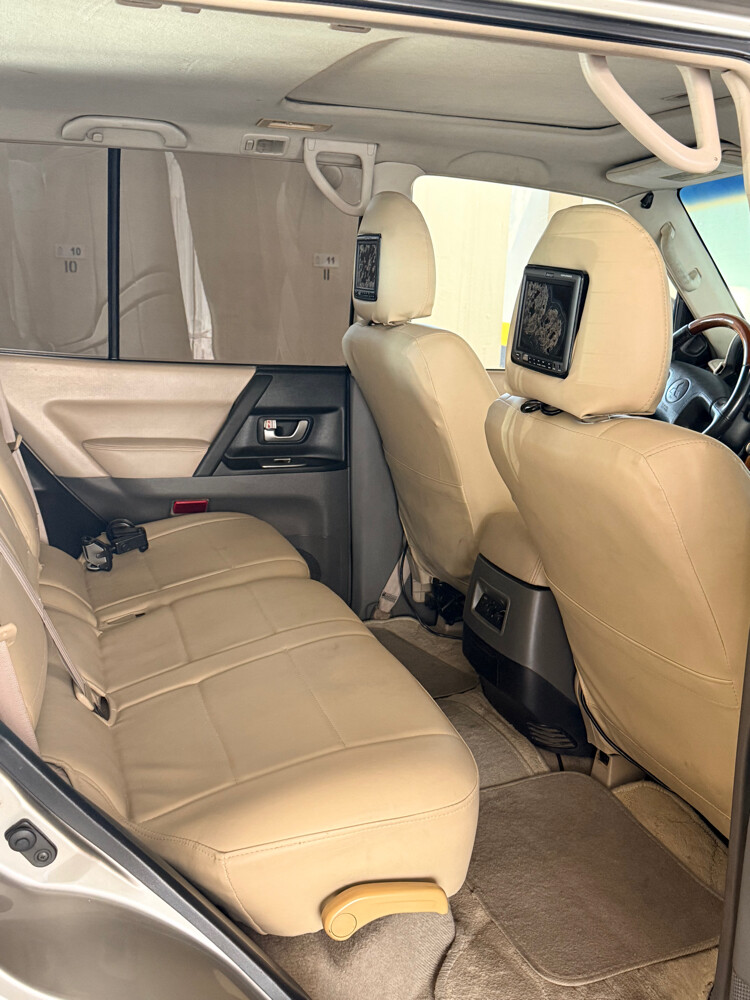 Mitsubishi Pajero 3.8 Full Option - 14