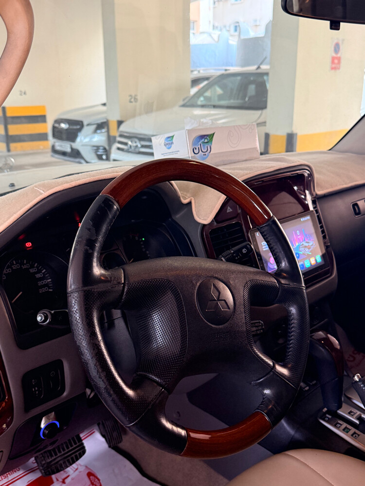Mitsubishi Pajero 3.8 Full Option - 8
