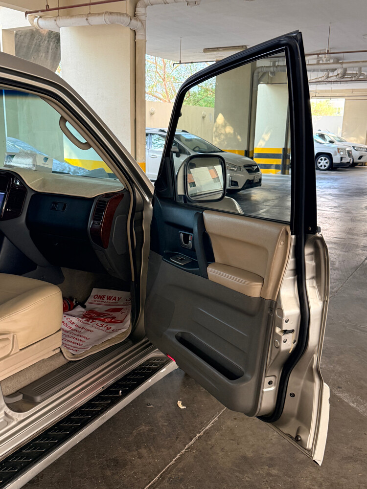 Mitsubishi Pajero 3.8 Full Option - 12