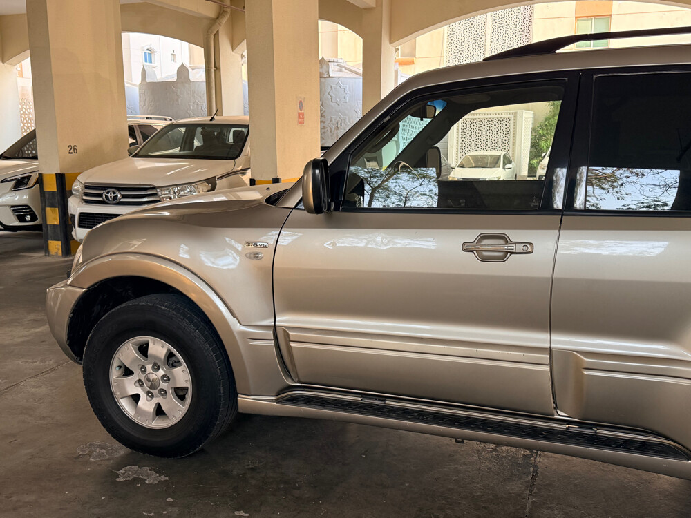 Mitsubishi Pajero 3.8 Full Option - 20