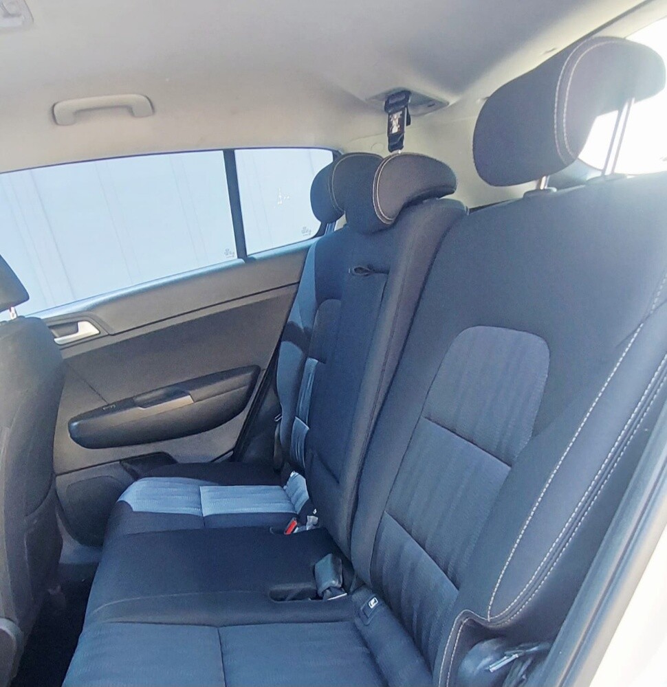 KIA SPORTAGE - 12