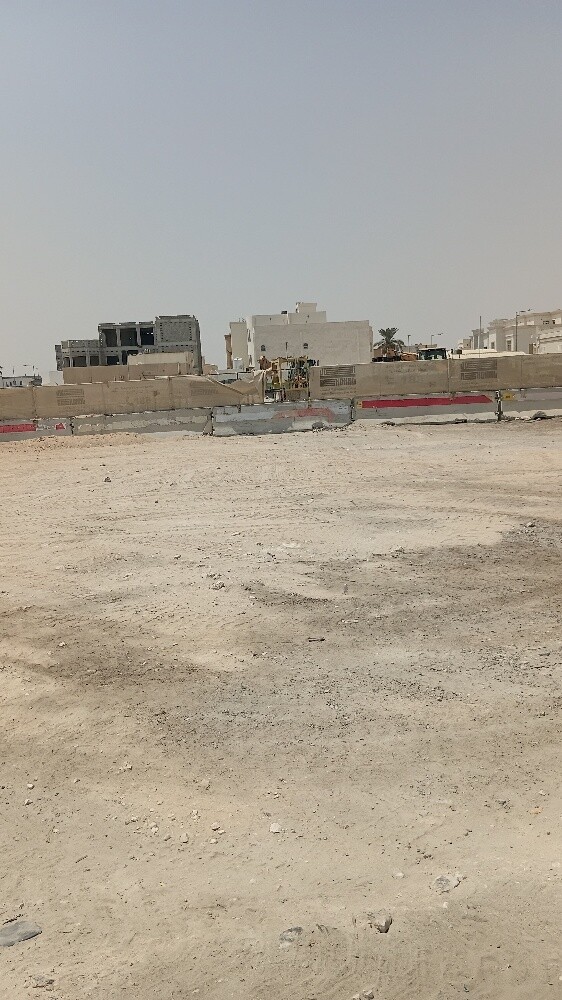 lands - 3