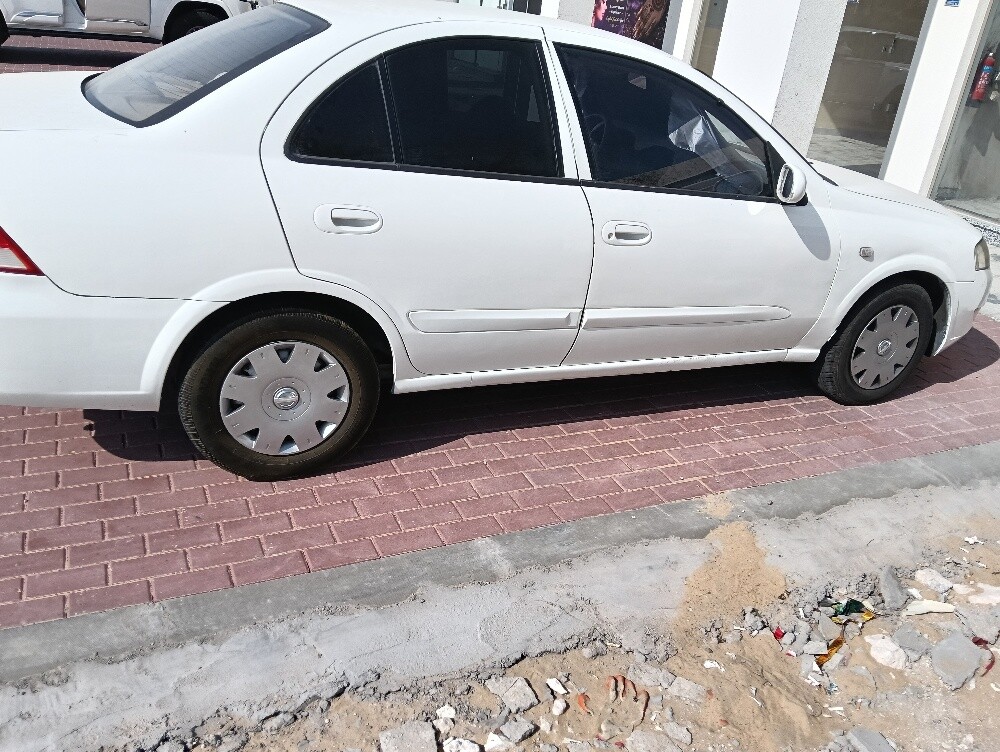 سياره نيسان صني للبيع - 2