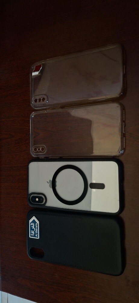 Iphone X 100% battery with4 free - 2