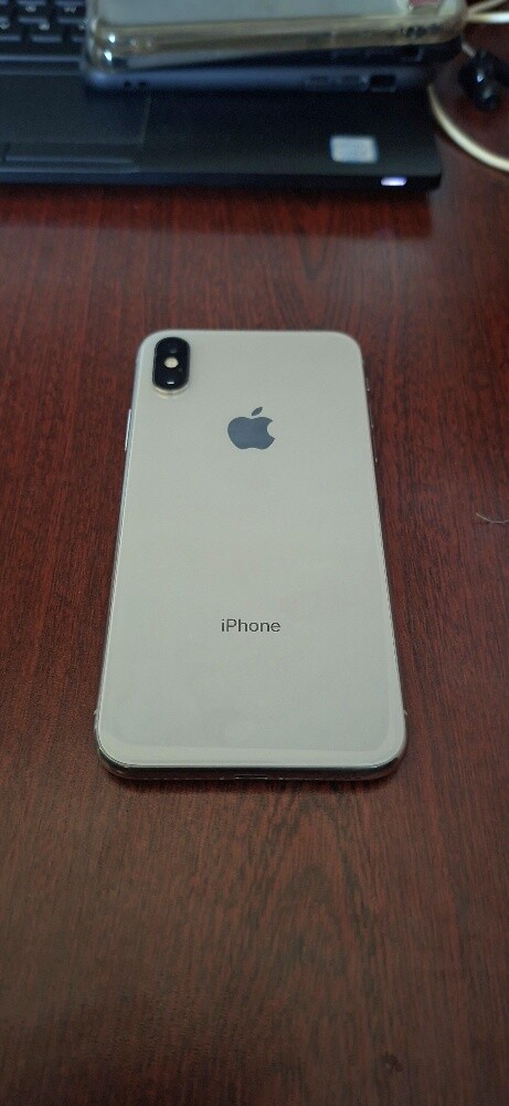 Iphone X 100% battery with4 free - 1