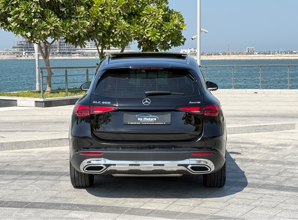 GLC 200 model 2023 - 10