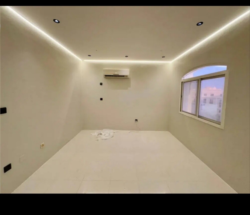 لأعمال الطلاء، اتصل على: 33001657 - 3