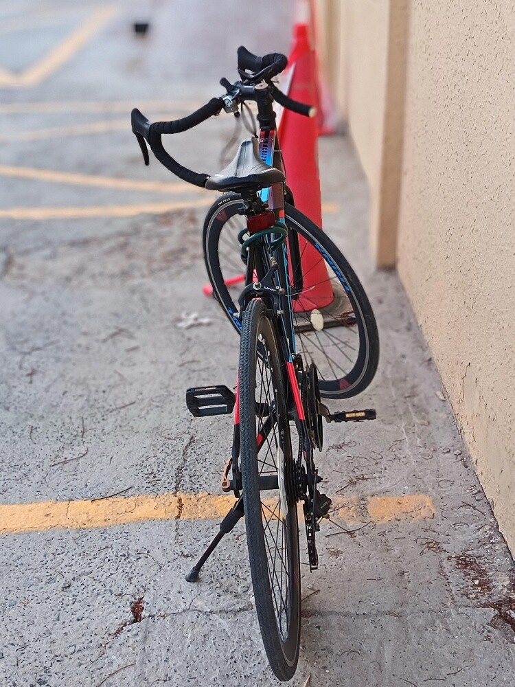 TRINX ROAD bike for sale Excellent - 2