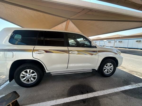Land Cruiser - 2
