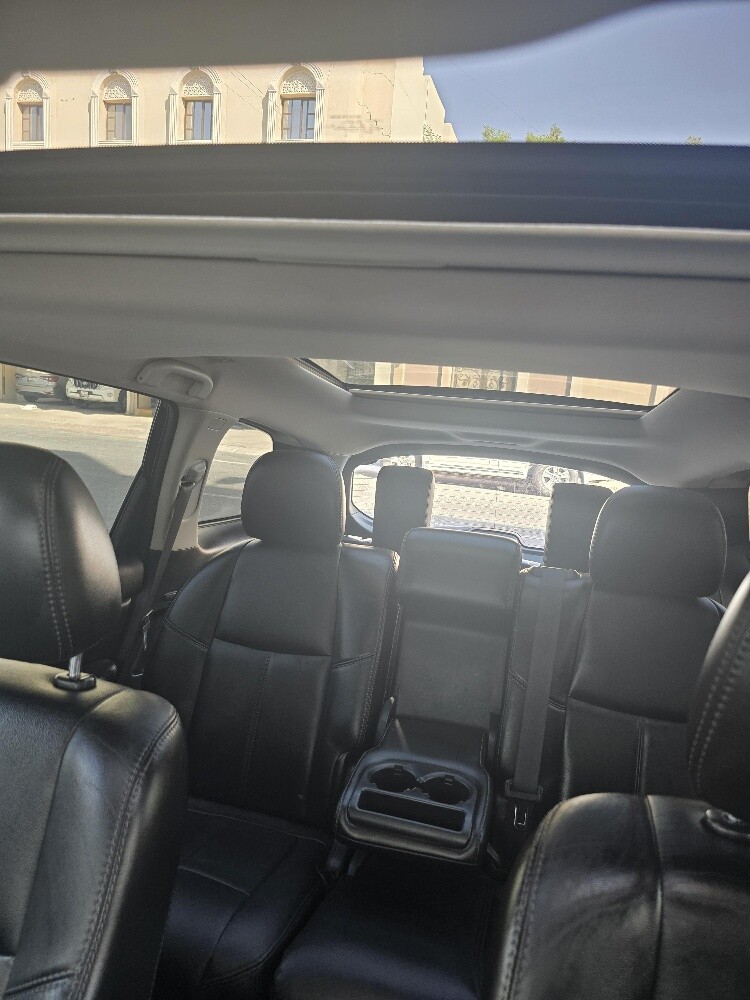 Nissan Pathfinder Full options - 2