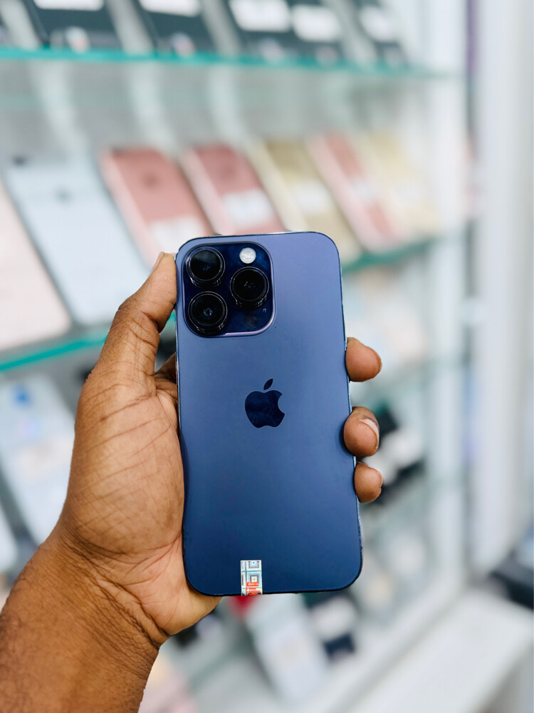 iPhone 14 Pro  - 2