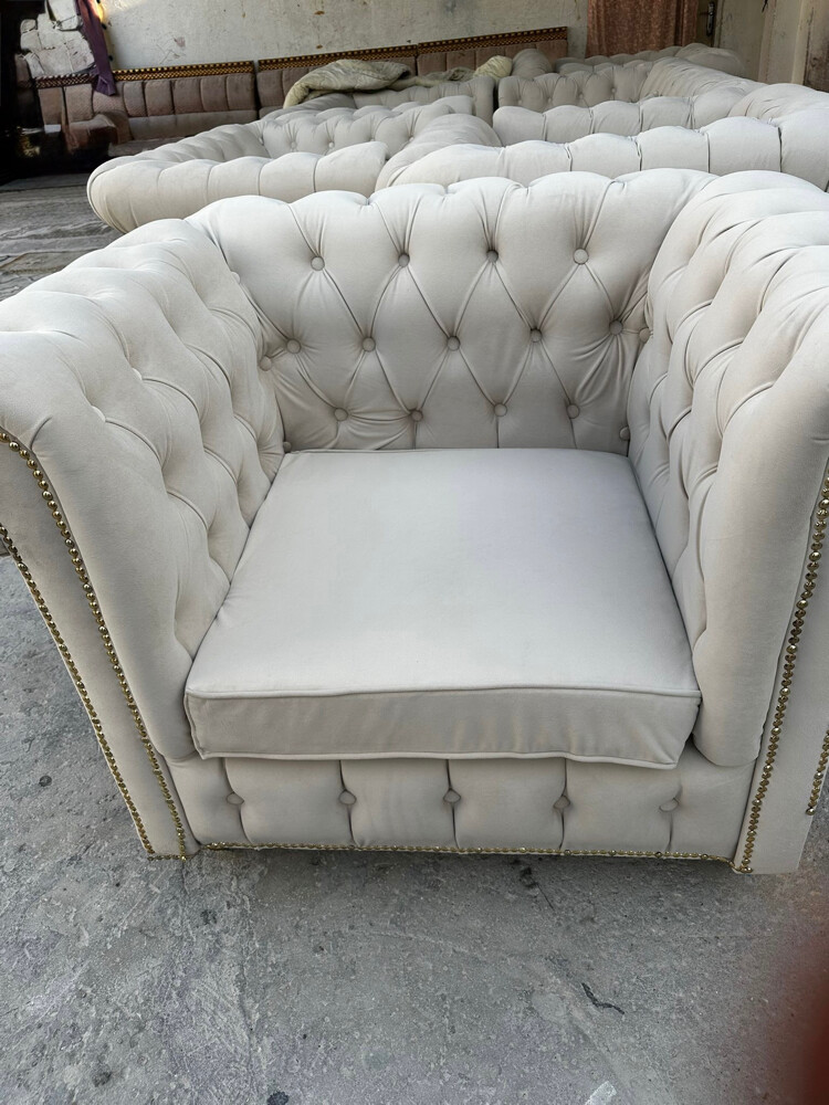 7 piece sofa good condition 5 small and 2 big  - 2