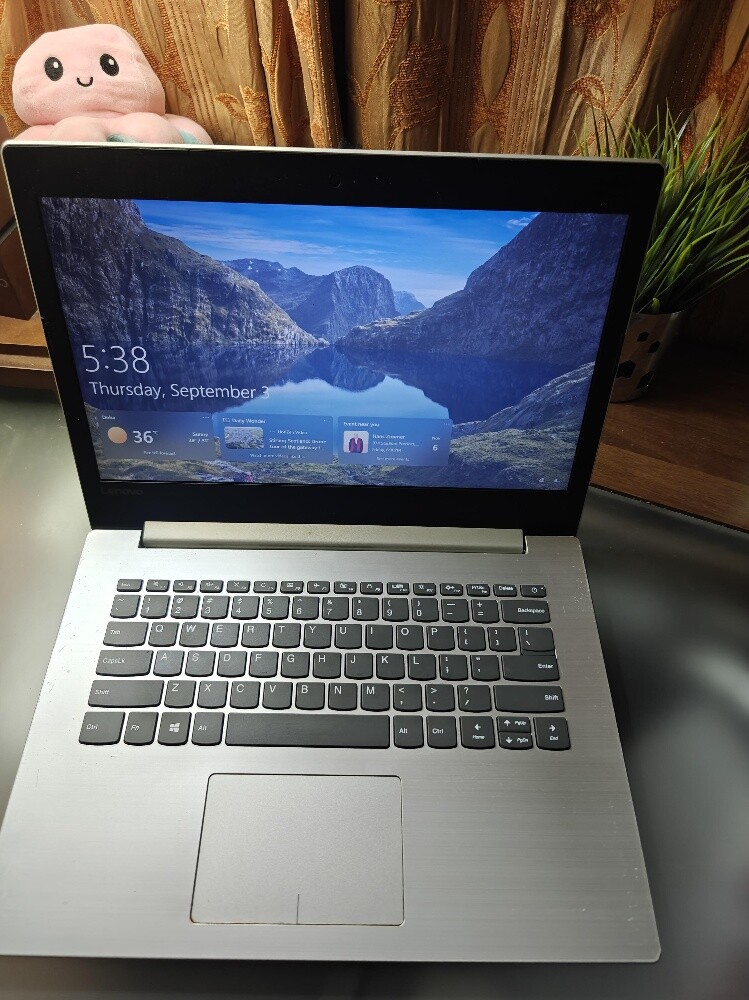 laptop Lenovo IdeaPad 320 - 1