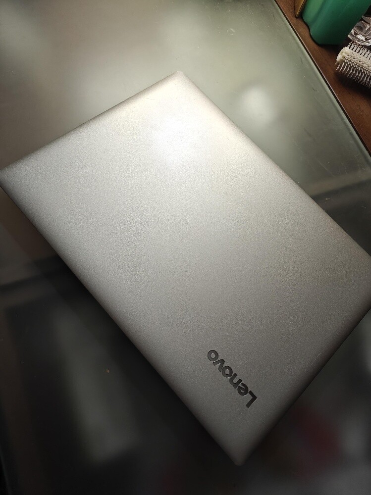 laptop Lenovo IdeaPad 320 - 4