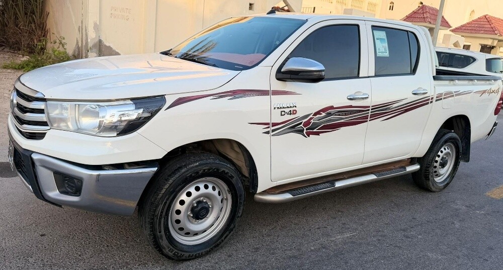 Toyota Hilux 2024 Double cab Diesel - 2