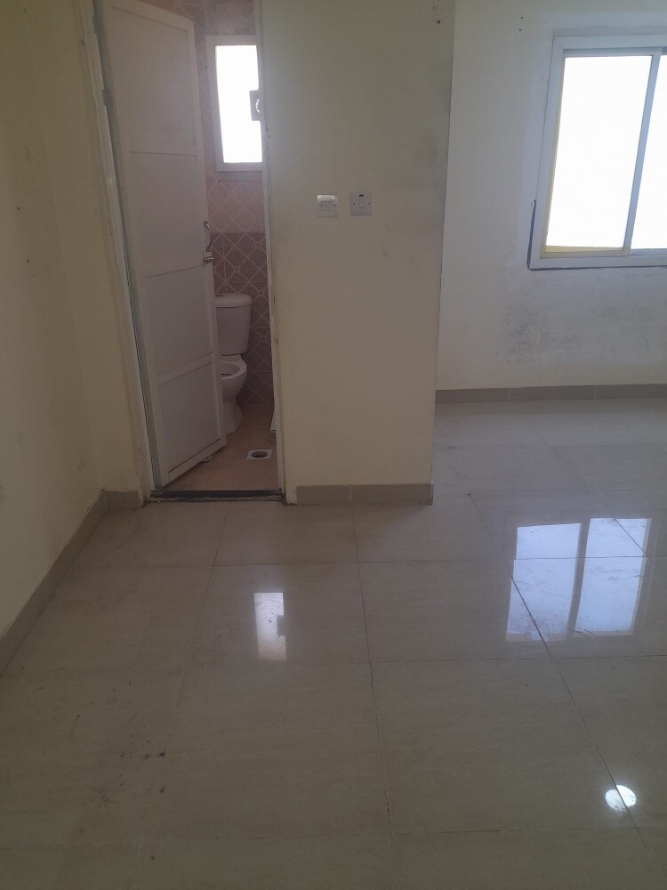 للإيجار سكن بالصناعية - 4