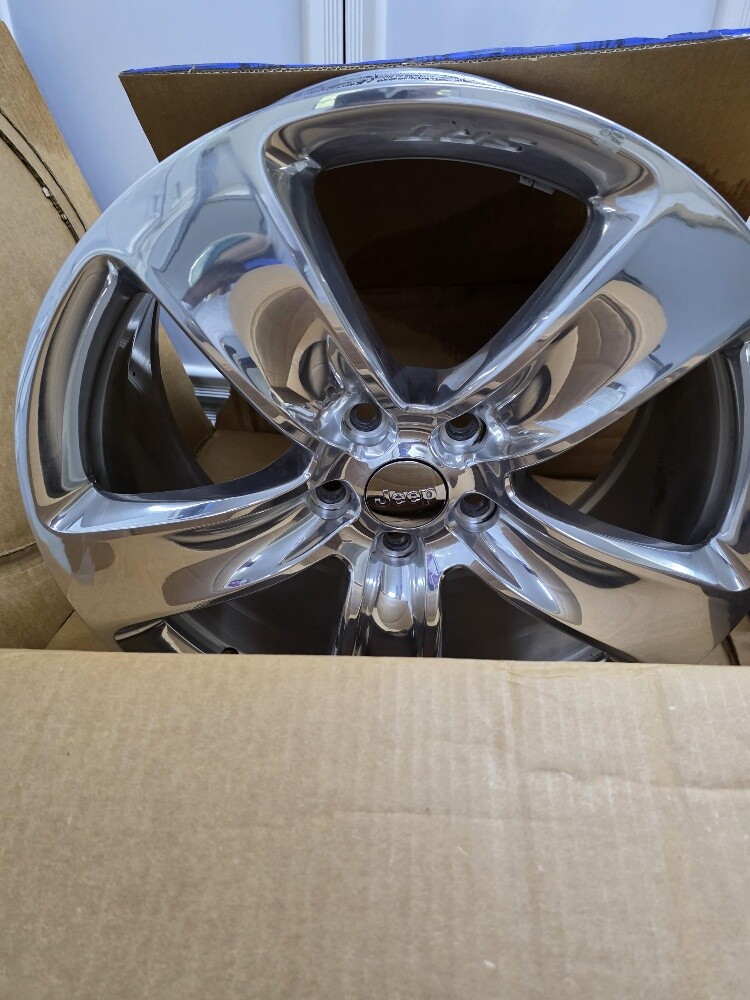 Jeep Grand cherokee SRT Rims - 2