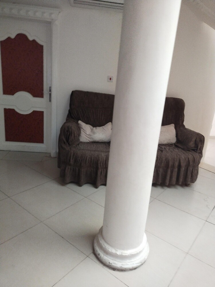 sofa and table - 6