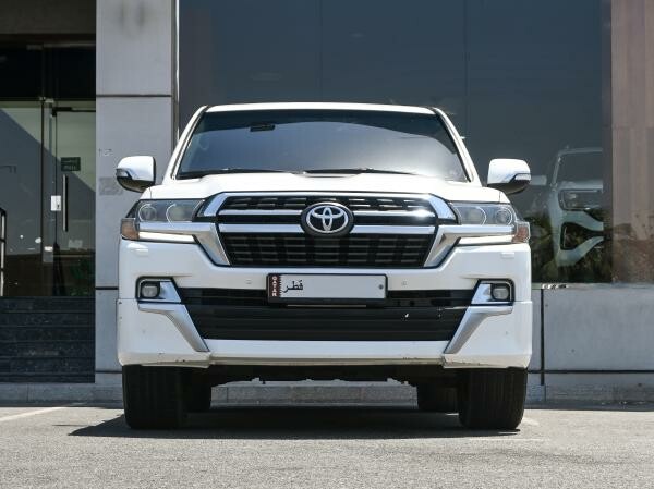Land Cruiser GXR Grand Touring - 2