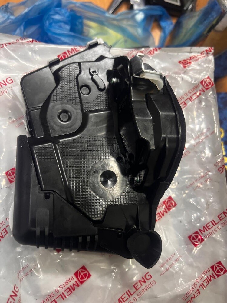 HONDA CITY DOOR LOCK - 1