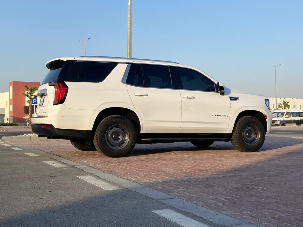 GMC Yukon SLE 2023 - 2