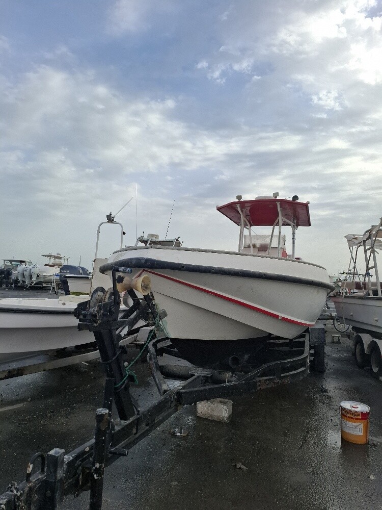250 hp Yamaha four stock - 1