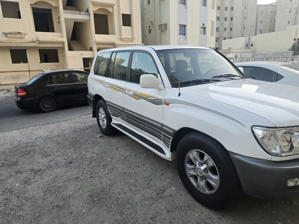 Toyota land cruiser vxr v8 - 6
