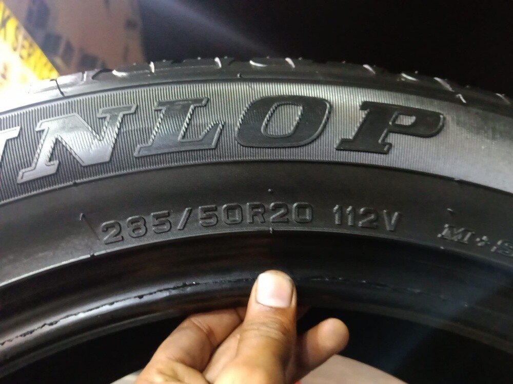 285/50/R20.Dunlop brand - 3