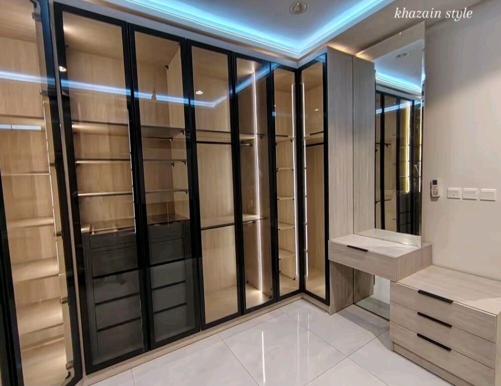 Tv and cabinet unit. - 13