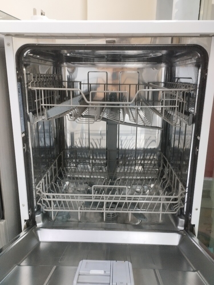 Samsung Dishwasher For sale Clean - 10