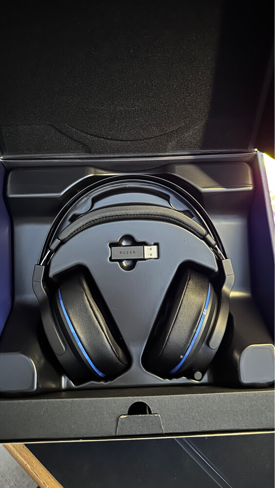 Razer threshr ultimate headset - 4
