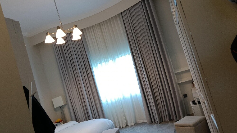 Wave curtains - 1