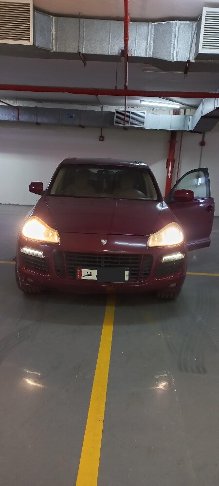 Porsche Cayenne GTS - 14