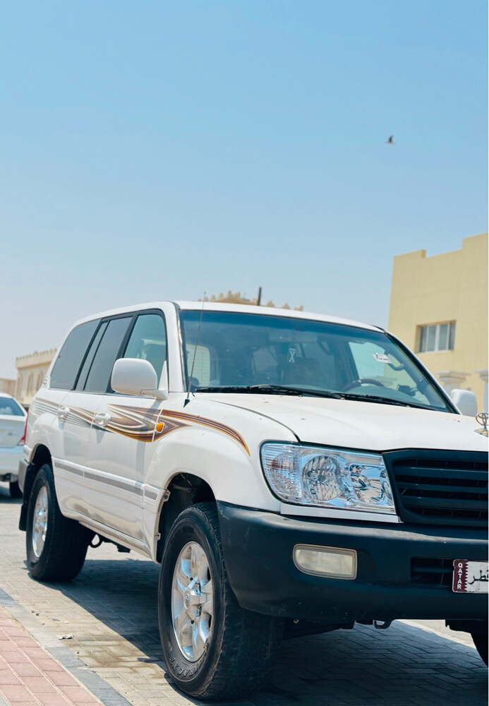 Toyota Land Cruiser - 4