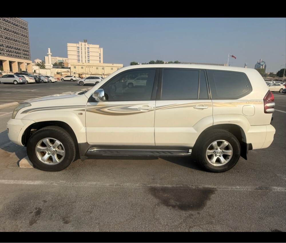 Toyota Prado - 1