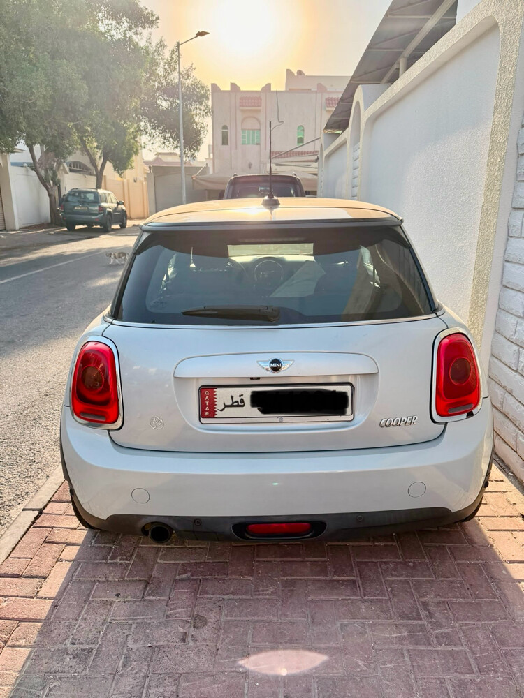 2014 MINI Cooper — 146,000 km - 5