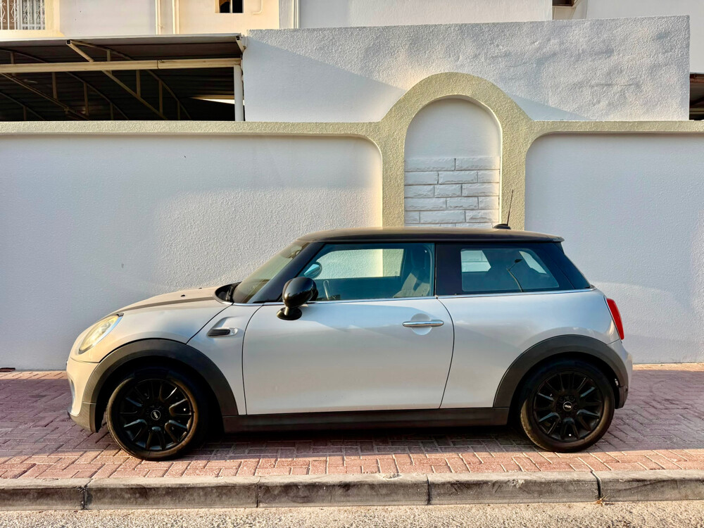 2014 MINI Cooper — 146,000 km - 3