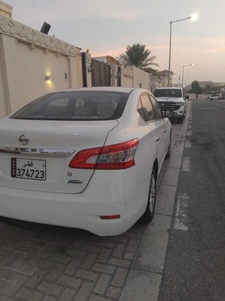 Nissan Sentra - 3