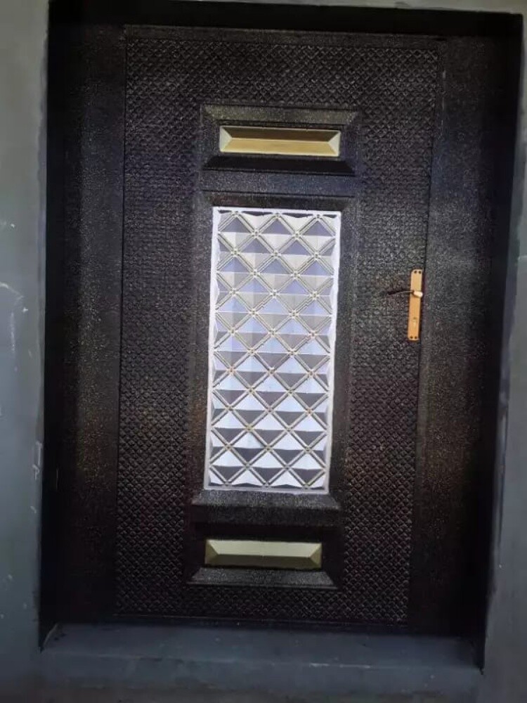 نقوم بجميع الحدادة ترتيب وتركيب ا - 14